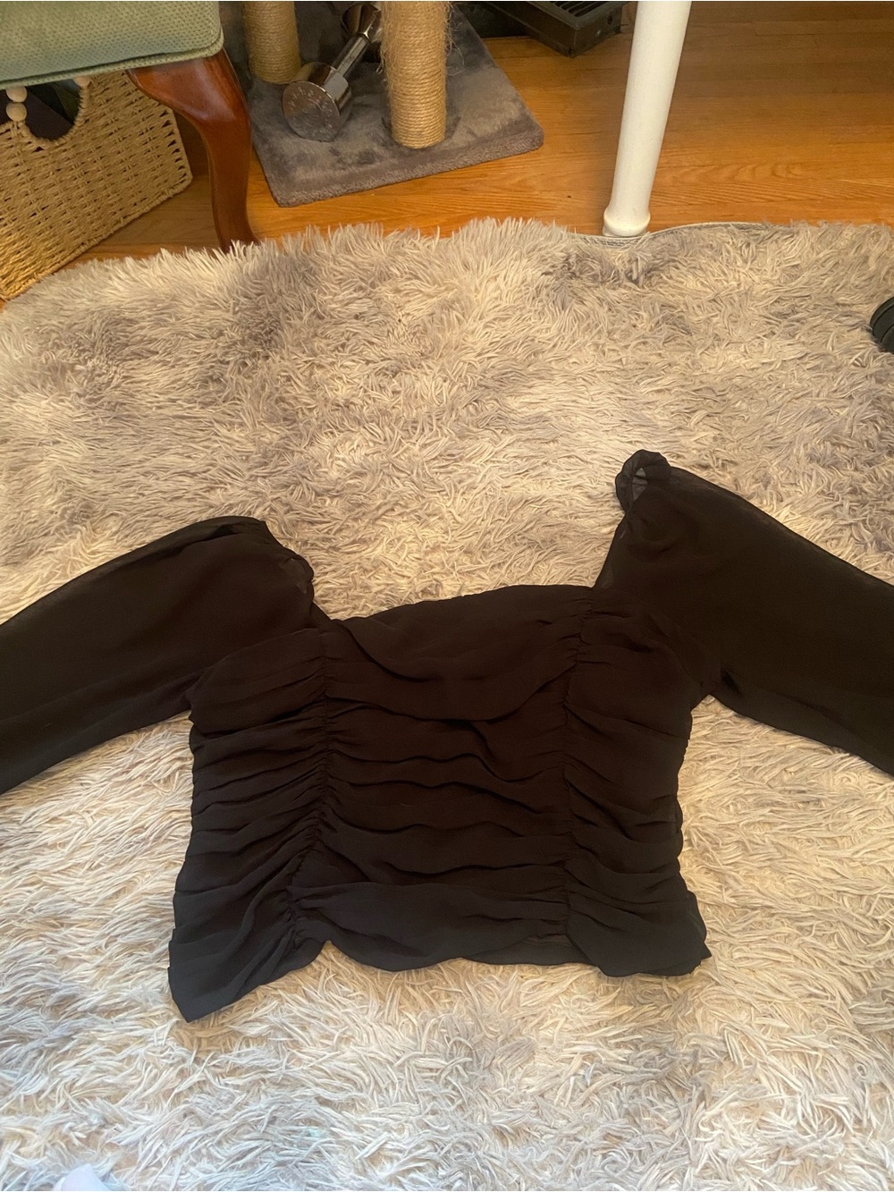 Dynamite Black Ruched Puff-Sleeve Women’s Top
